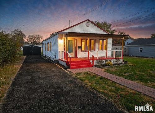 619 W Pine St, Chillicothe, IL, 61523-1542 | Card Image