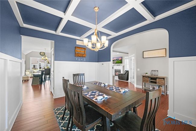 9575 Newbury Ln, House other with 4 bedrooms, 4 bathrooms and 3 parking in Whitehouse OH | Image 5