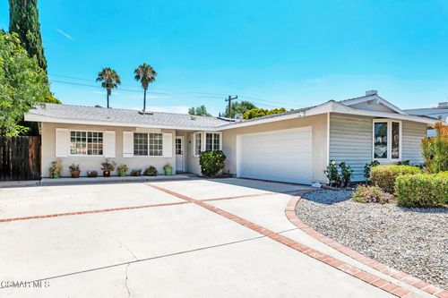 906 Granby St, Simi Valley, CA, 93065-5022 | Card Image