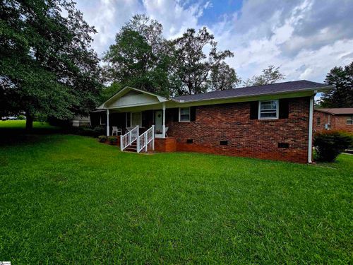 17 Vesta Dr, Greenville, SC, 29611-7345 | Card Image