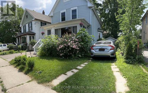 4614 Eastwood Cres, Niagara Falls, ON, L2E1B3 | Card Image