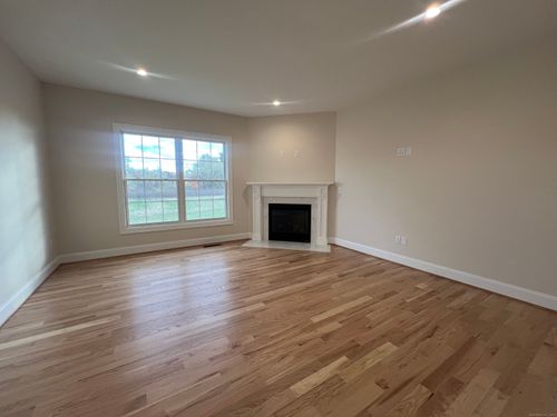 00 Primrose Ln, Cromwell, CT, 06416 | Card Image