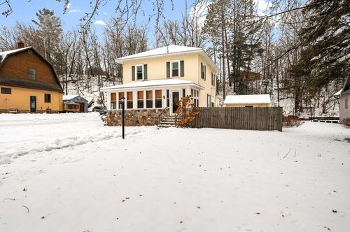 203 Lakeview Blvd, Coleraine, MN, 55722-0131 | Card Image