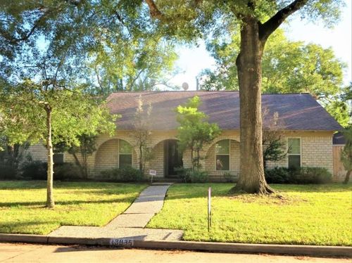 13935 Saint Marys Ln, Houston, TX, 77079-3330 | Card Image