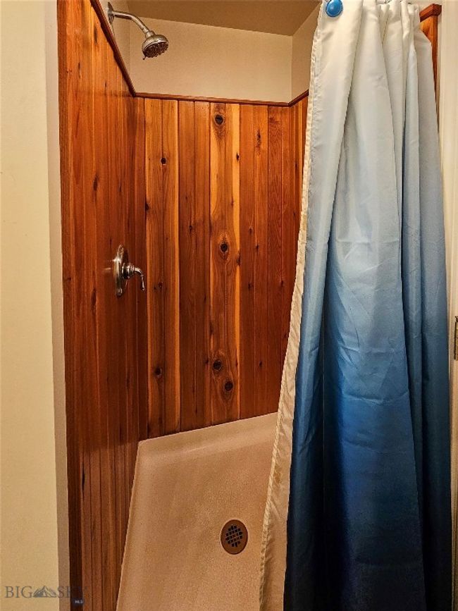201 W 8 Th Ave, House other with 4 bedrooms, 2 bathrooms and null parking in Big Timber MT | Image 55
