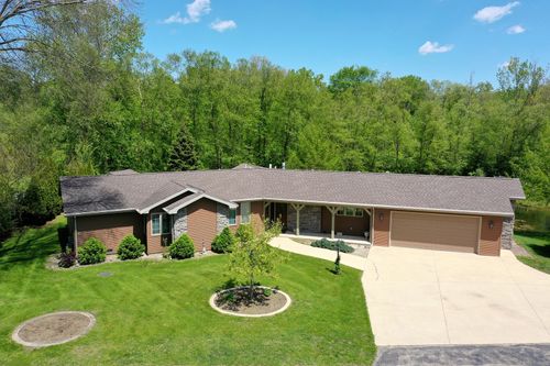 27 Birchwood Ln, Saint Anne, IL, 60964-5340 | Card Image