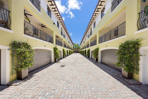 108-3204 Bird Ave, Miami, FL, 33133-4460 | Card Image