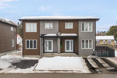 102-5040 Rte De Fossambault, Ste-Catherine-De-La-J-Cartier, QC, G3N1V4 | Card Image