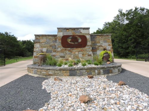 117 Oakbend Trl, Mabank, TX, 75147-1249 | Card Image