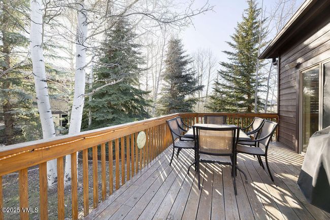 Main Floor Deck | Image 15