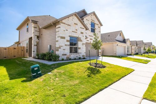 905 Falkland Trce, Pflugerville, TX, 78660-6736 | Card Image