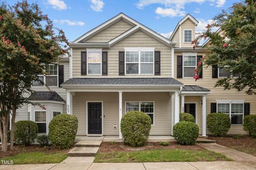 207 Hampshire Downs Dr, Morrisville, NC, 27560-9733 | Card Image