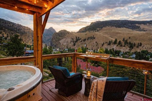 301 W 3rd St, Creede, CO, 81130-5152 | Card Image