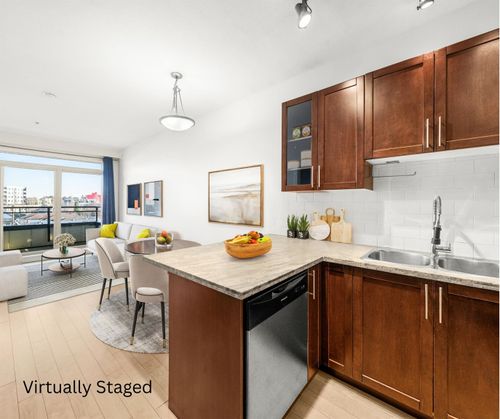 ph8-688 E 17th Ave, Vancouver, BC, V5V0A8 | Card Image