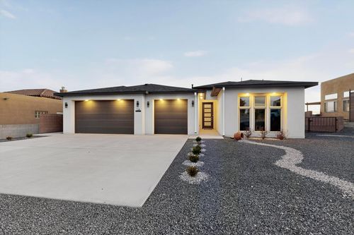 720 10th Ave Se, Rio Rancho, NM, 87124-3893 | Card Image