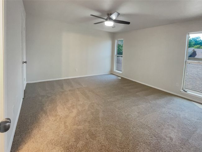 1985 Shorewood Dr, Condo with 3 bedrooms, 3 bathrooms and null parking in Grapevine TX | Image 28