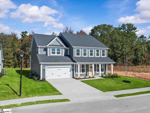 111 Kayfield Farms Dr, Anderson, SC, 29621-3900 | Card Image