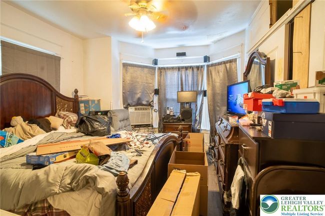 719 N 11 Th St, House other with 4 bedrooms, 2 bathrooms and null parking in Allentown PA | Image 8