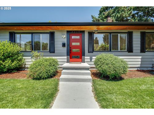 4429 Se Raymond St, Portland, OR, 97206-5083 | Card Image