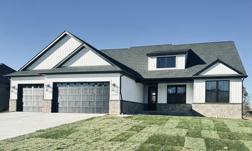 16420 Sleepy Hollow Dr, Fenton, MI, 48430-9807 | Card Image