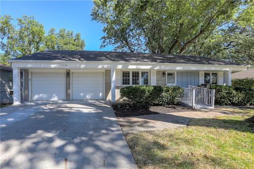 12216 E 49th Ter S, Independence, MO, 64055-5719 | Card Image