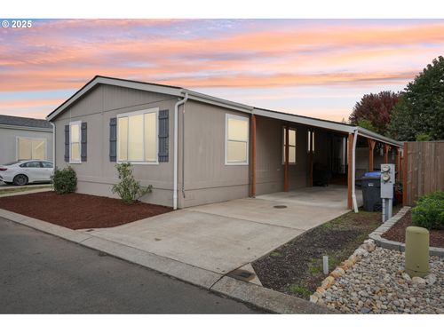 233-5266 Crystal St Ne, Salem, OR, 97305-1797 | Card Image