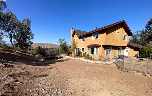 31733 Lake Meadow Rd, Acton, CA, 93510-2143 | Card Image