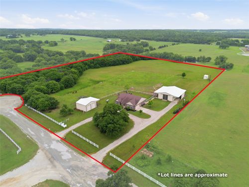 198 County Road 1262, Whitesboro, TX, 76273-5961 | Card Image
