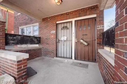 1939 W Grand St, Detroit, MI, 48238-3458 | Card Image