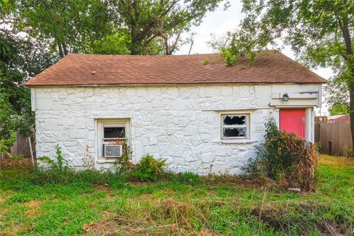 12-305 Chickasaw Avenue, Claremore, OK, 74017 | Card Image
