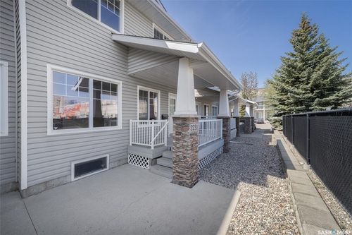 2231 Treetop Lane, Regina, SK, S4P4V8 | Card Image