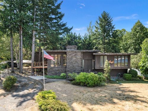 2001 Corbet Dr Nw, Bremerton, WA, 98312-2763 | Card Image