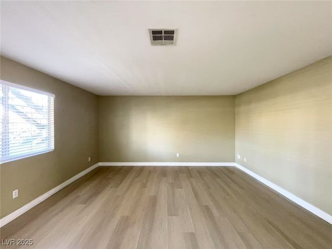 UNIT-1003 - 8410 Eldora Ave, Condo with 2 bedrooms, 2 bathrooms and null parking in Las Vegas NV | Image 4