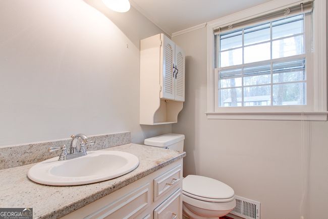 7070 Glenridge Dr, House other with 4 bedrooms, 3 bathrooms and null parking in Atlanta GA | Image 26