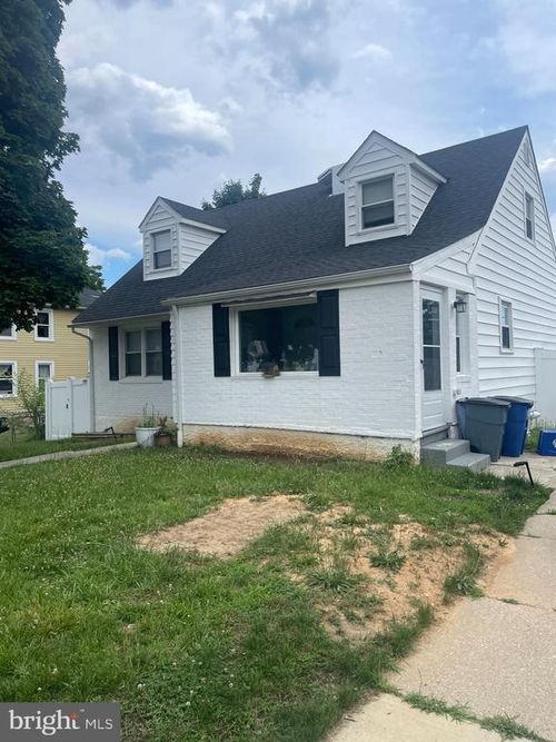 2815 Georgia Ave, HALETHORPE, MD, 21227-3716 | Card Image