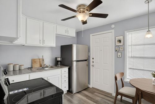 a-4723 Tremont St, Dallas, TX, 75246-1120 | Card Image