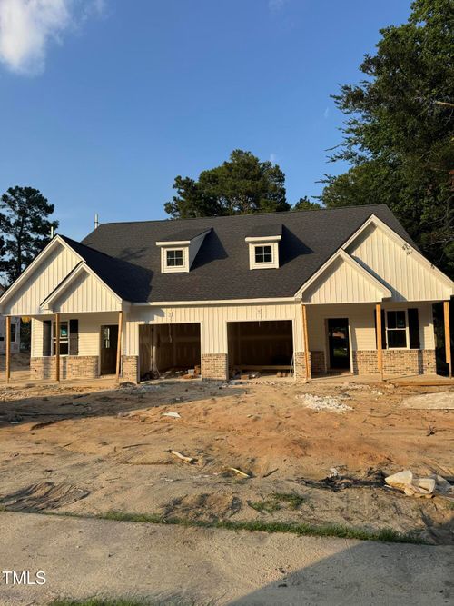 b-203 S Main St, Four Oaks, NC, 27524-8500 | Card Image