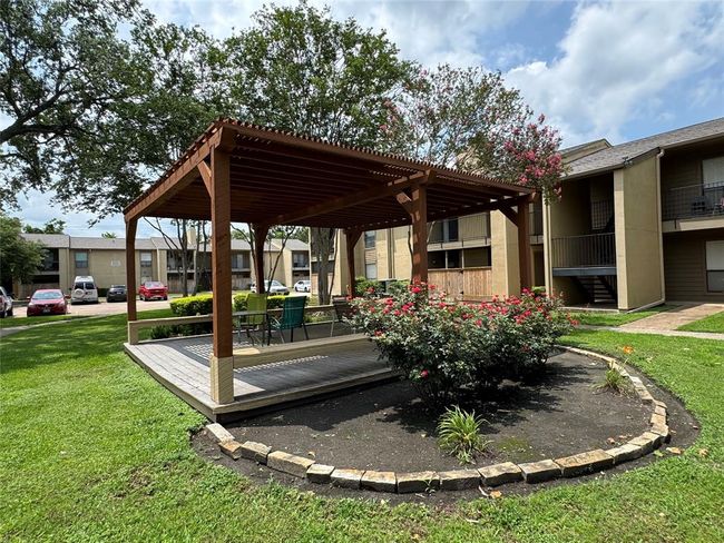 APT-106 - 3300 Pebblebrook Dr, Townhouse with 2 bedrooms, 2 bathrooms and null parking in Seabrook TX | Image 33