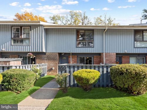 250 Echelon Rd, VOORHEES, NJ, 08043-2351 | Card Image
