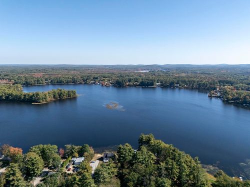 10 3rd St, Kingston, NH, 03848-3705 | Card Image