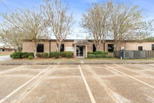 120 Oil Center Dr, Lafayette, LA, 70503-2442 | Card Image