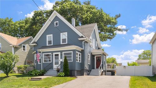 280 Woodbine St, Cranston, RI, 02910-3624 | Card Image