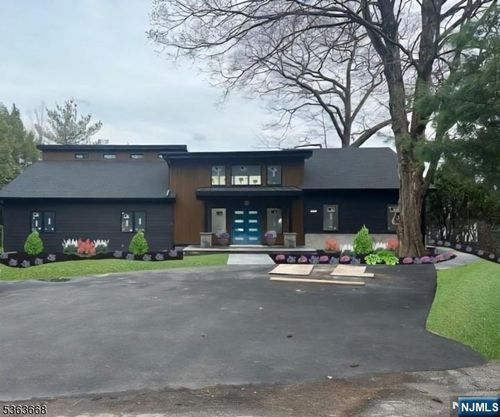 12 Rocky Point Rd, Hewitt, NJ, 07421-2835 | Card Image
