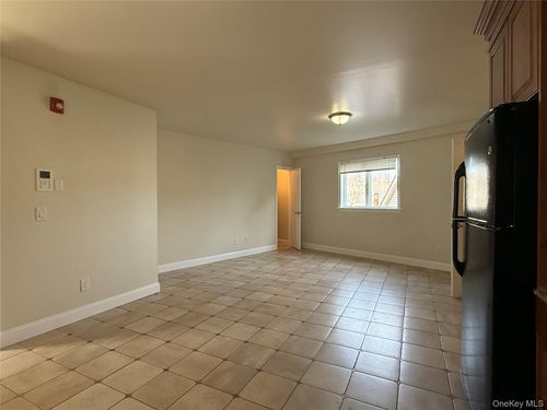 2a-5 Brandreth St, Ossining, NY, 10562-4105 | Card Image