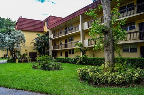 b212-3490 Foxcroft Rd, Miramar, FL, 33025-4159 | Card Image