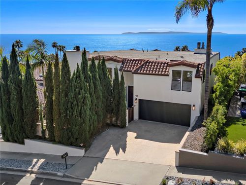 725 Balboa Ave, Laguna Beach, CA, 92651-4105 | Card Image