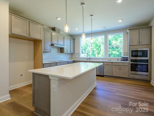 8048 Cedarsmith Ct, Charlotte, NC, 28217-0571 | Card Image