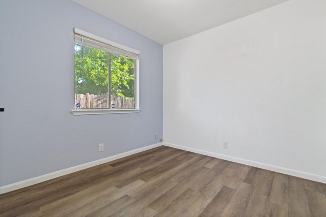 221 Dashelle Run, House other with 3 bedrooms, 2 bathrooms and null parking in Kyle TX | Image 14