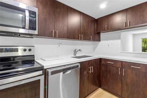 apt-206-7900 Colony Cir S, Tamarac, FL, 33321-3909 | Card Image