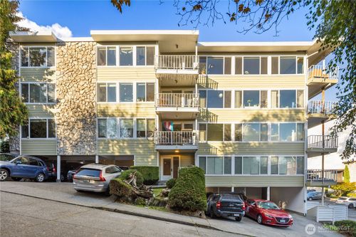 3600 25th Ave W, Seattle, WA, 98199 | Card Image